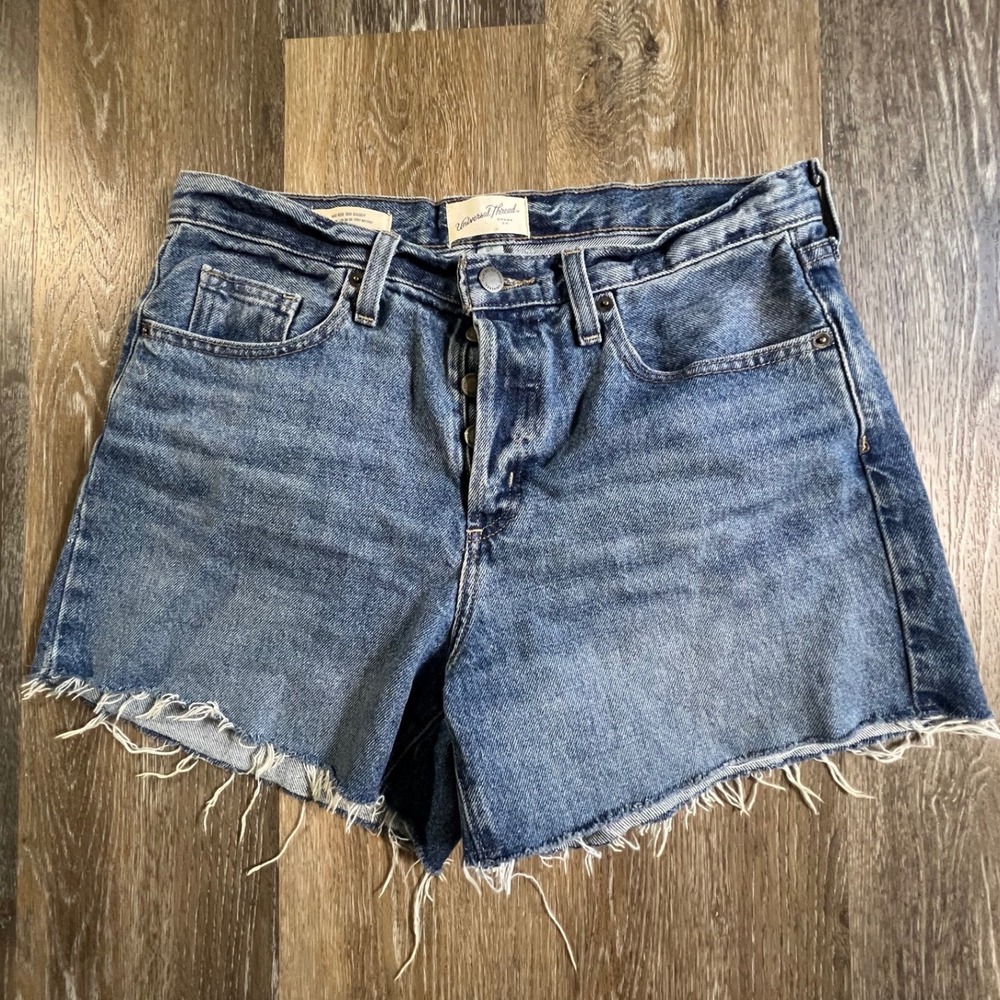 Universal Thread Denim Shorts Womens 6/28 Blue Mid Rise 90s Baggy Frayed Raw Hem